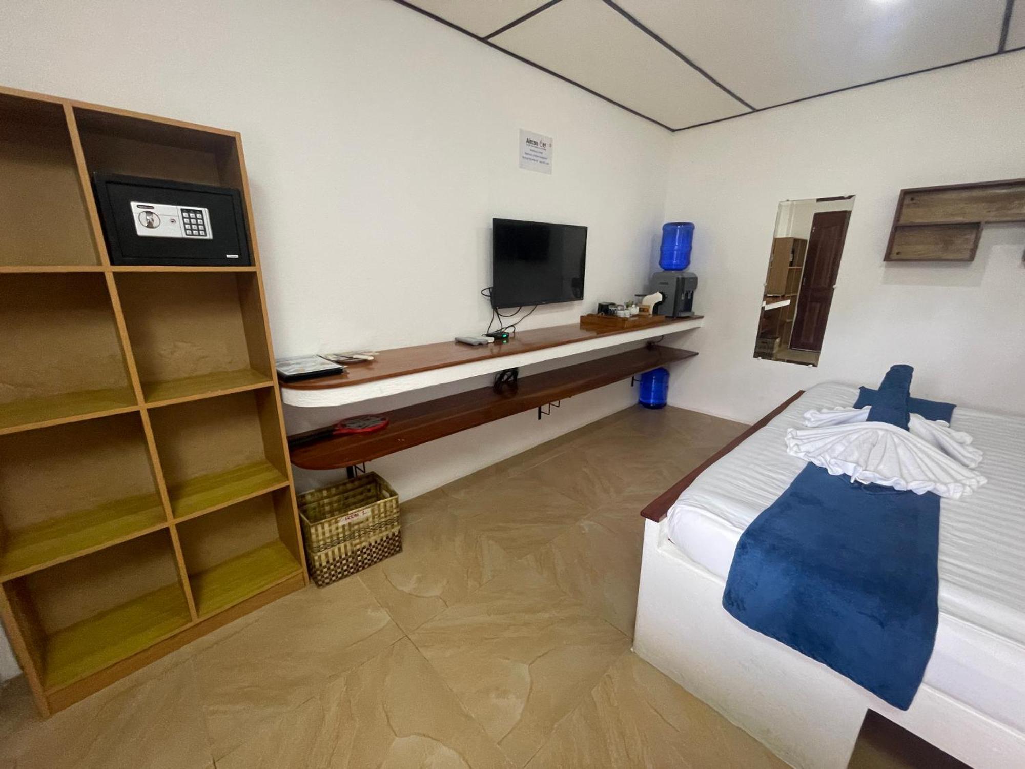 Parrot Resort Moalboal Bilik gambar